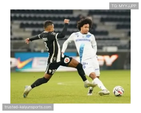 昂热小将普罗斯珀皮特替补登场闪电进球，一战成名